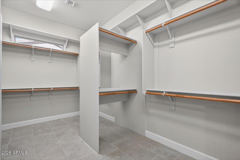 39-18107 W Acacia Dr_RedHogMedia