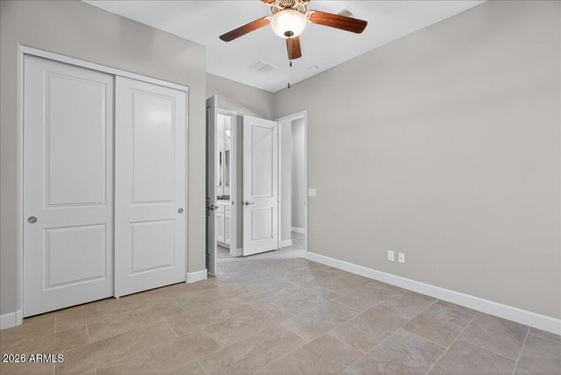 45-18107 W Acacia Dr_RedHogMedia