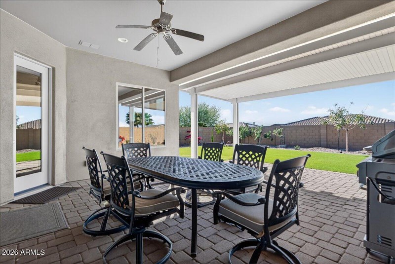 55-18107 W Acacia Dr_RedHogMedia