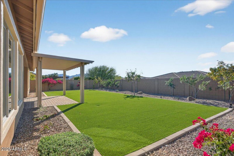 58-18107 W Acacia Dr_RedHogMedia