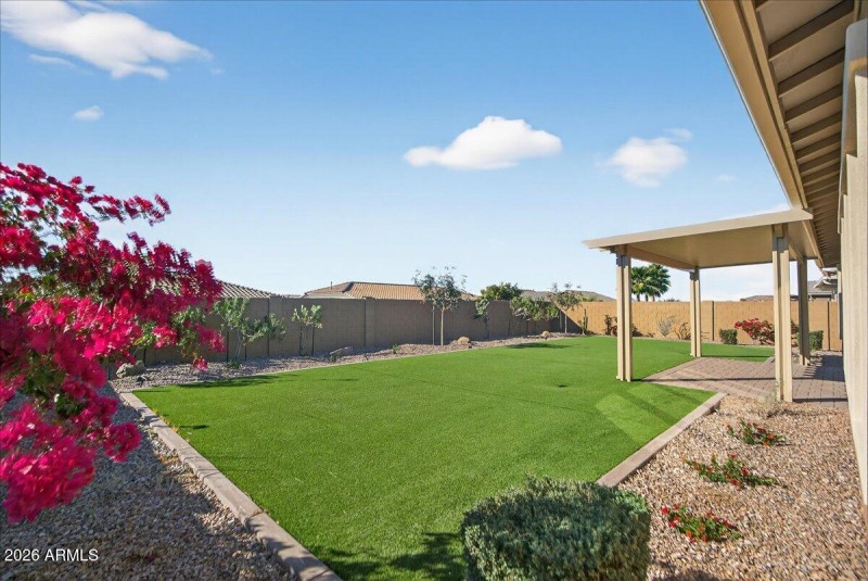 61-18107 W Acacia Dr_RedHogMedia