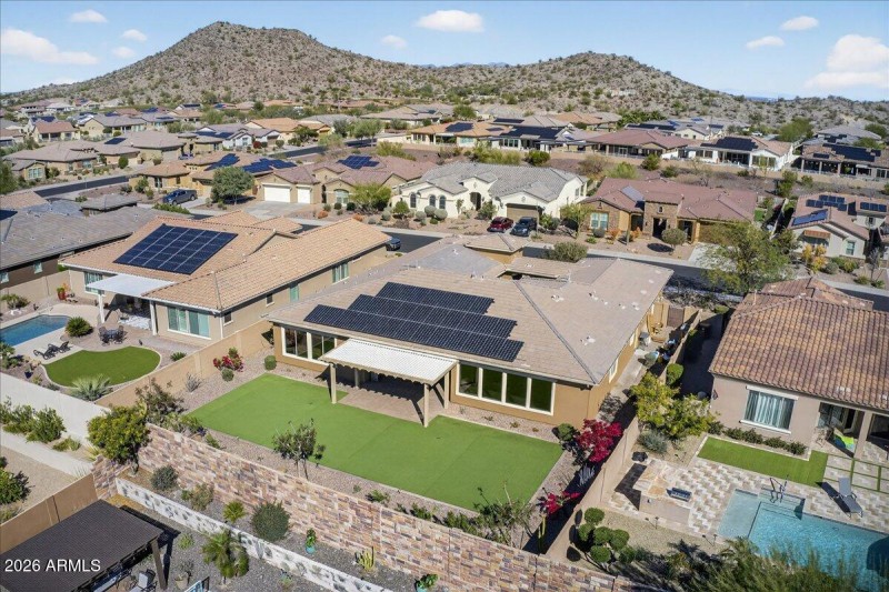 62-18107 W Acacia Dr_RedHogMedia