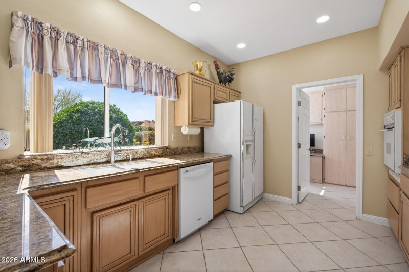 27_14929_W_Antelope_Dr27_mls