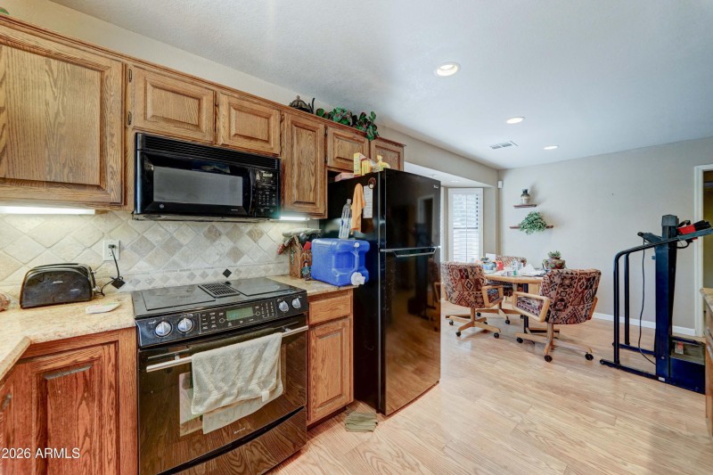 1413 S Norwalk Cir-6