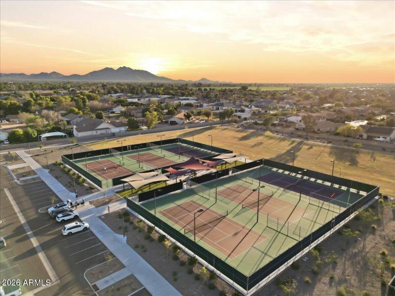 87-Twilight Community