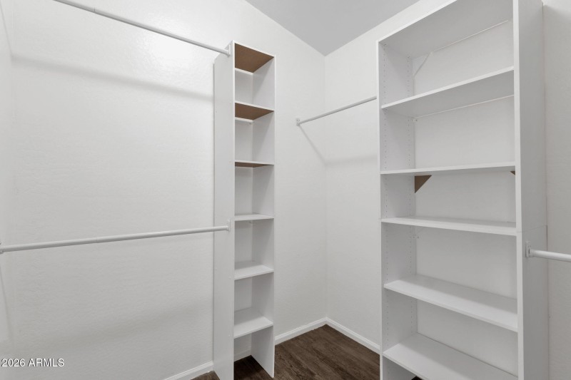 26-web-or-mls-4629-w-carson-rd