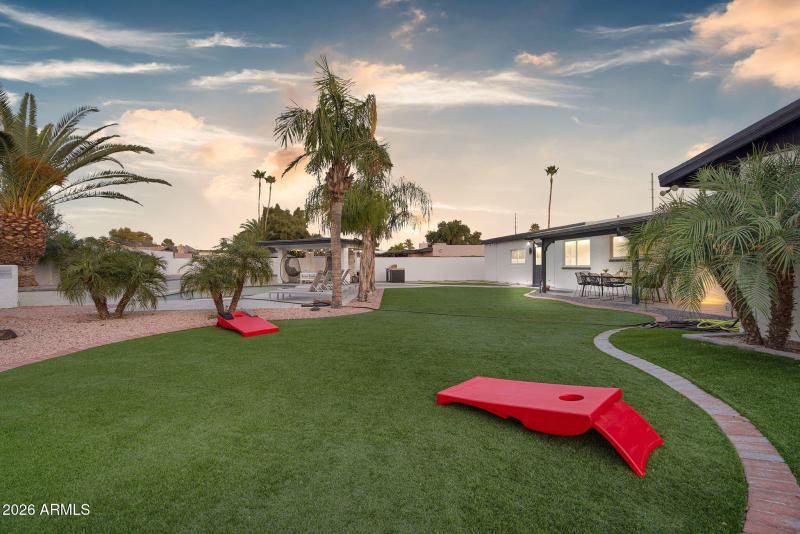 41-web-or-mls-5410 E Cactus Rd-7