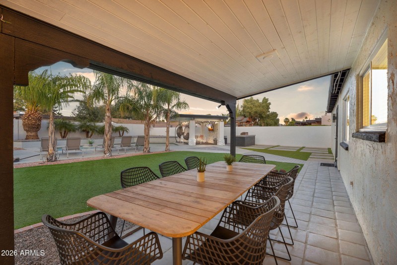 42-web-or-mls-5410 E Cactus Rd-11