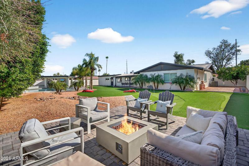 49-web-or-mls-22E Cactus Rd