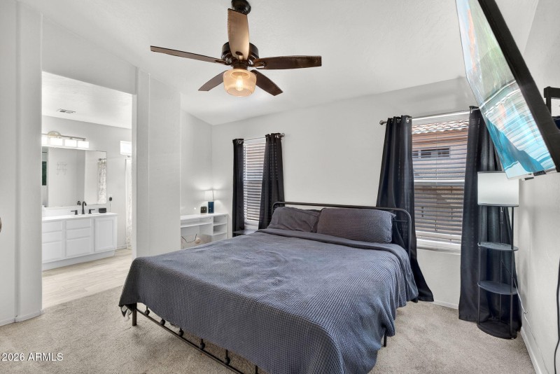 19-web-or-mls-16W Vaughn Ave