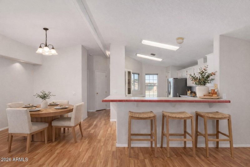 dining and breakfast bar