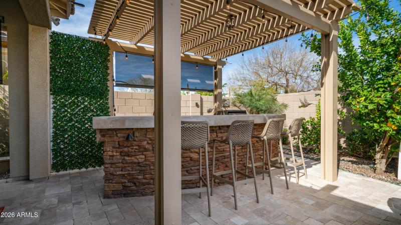 3756 E Wisteria Dr Exterior Photos-6