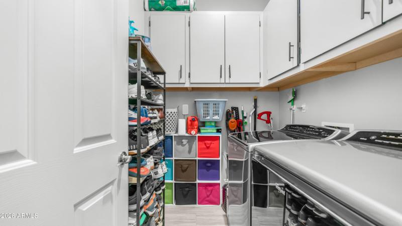 3756 E Wisteria Dr (8)