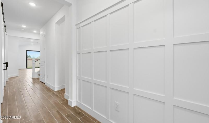 Viviendo Lot #26 Foyer (2) (Large)