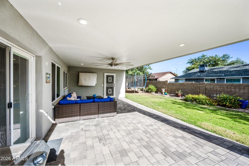 EASY IN & OUT FROM KITCHEN