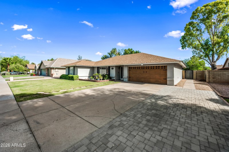 DOBSON WOODS NO HOA RESTRICTIONS