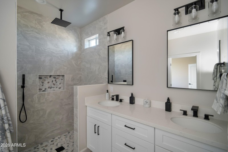 2698 S 358th Ave, Tonopah-17