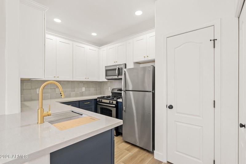 6900 E Princess Dr UNIT 2117 - 10