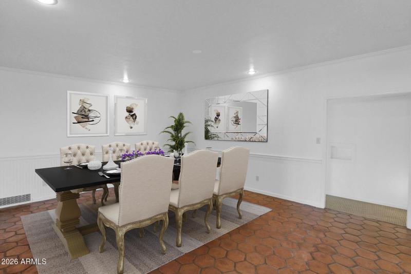 Large Dining or Flex Room