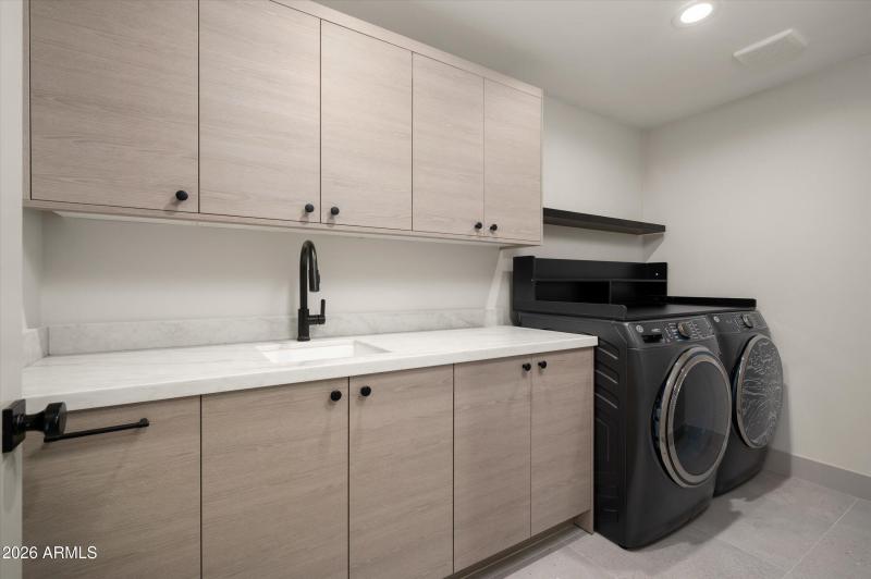 34-7121ELarkspurDr-34