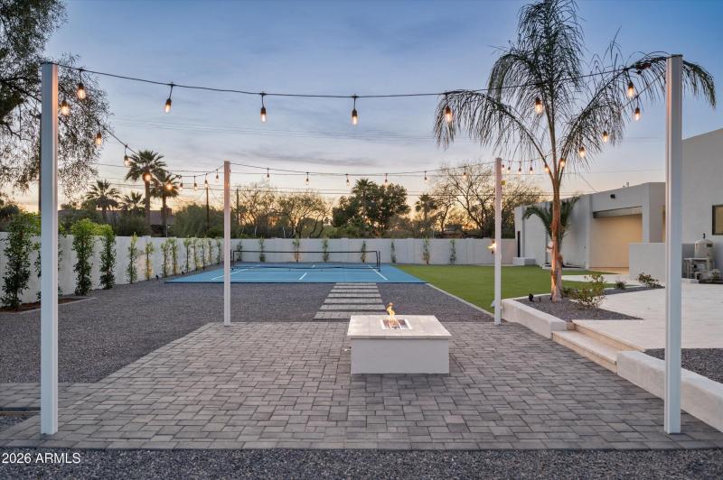 39-7121ELarkspurDr-39