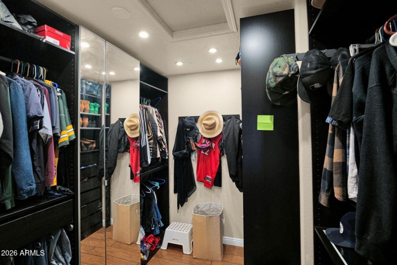 Master Suite Walk-in Closet