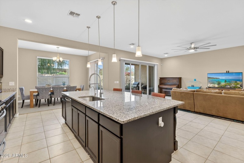 Open Kitchen & Dining Layout