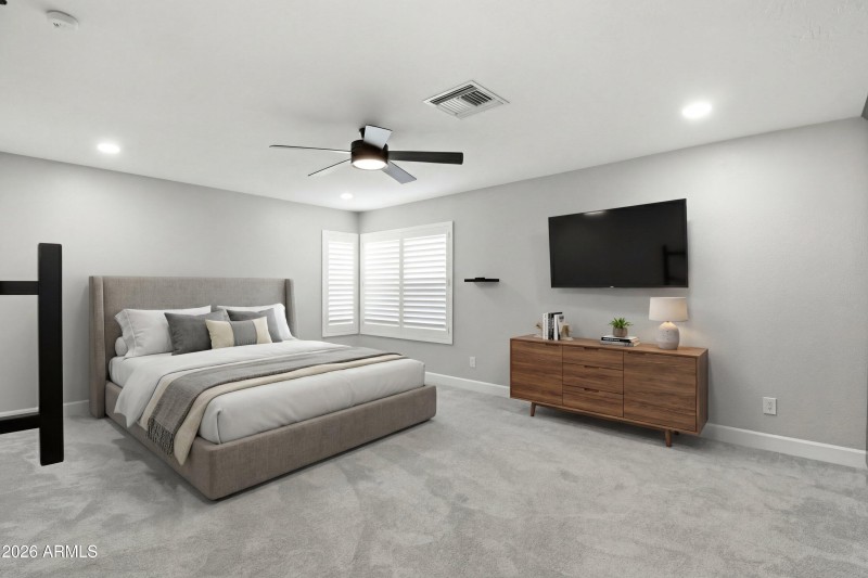 Virtual stage primary room