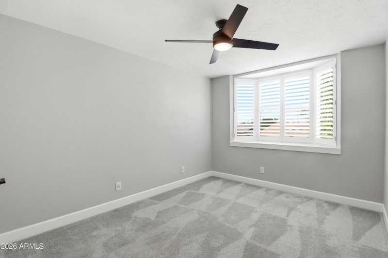 Upstairs guest room 1