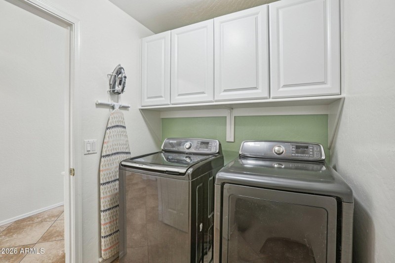 26-web-or-mls-E Aloe Pl-S2702-026