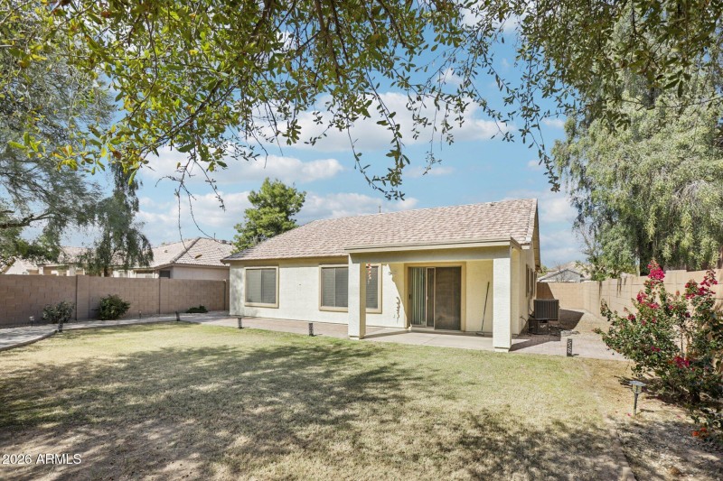 32-web-or-mls-E Aloe Pl-S2702-032
