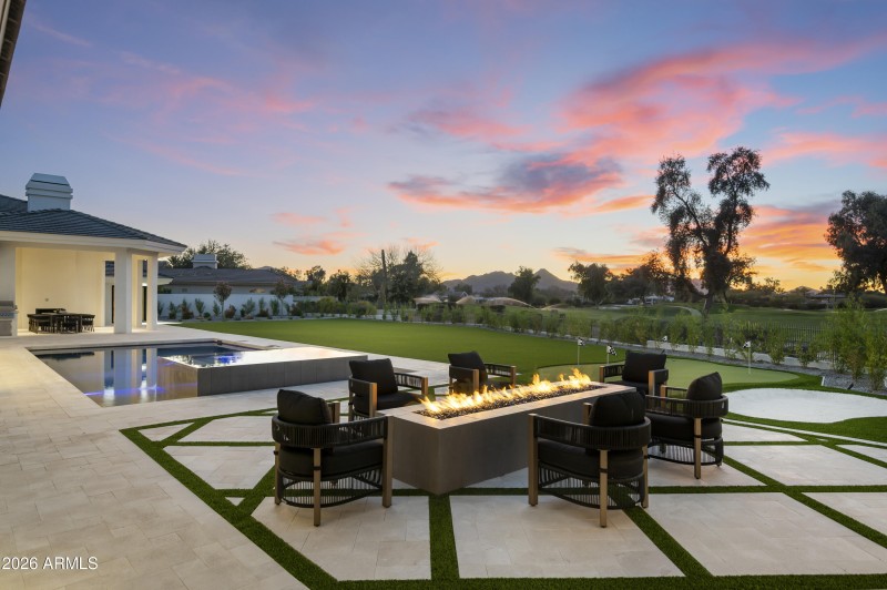 7780 E Vaquero Dr -90