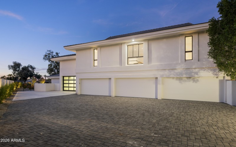 7780 E Vaquero Dr -105