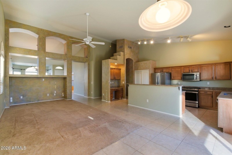 Dining Room w Kitchen & Accent Niches