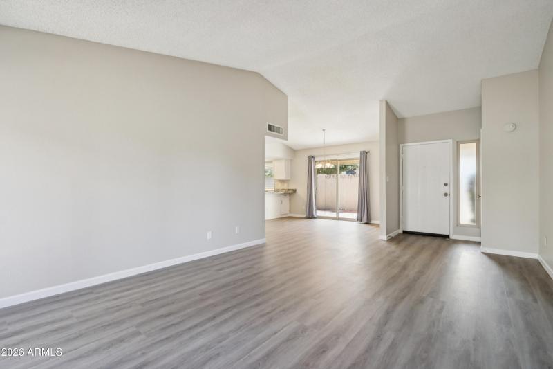 7-print-W Continental Dr-S2702-007