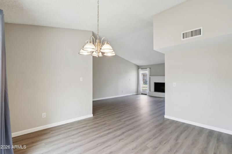 10-print-W Continental Dr-S2702-010