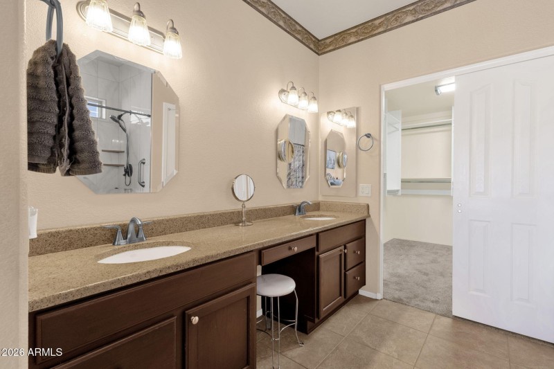 27-web-or-mls-10234-e-arrowvale-dr