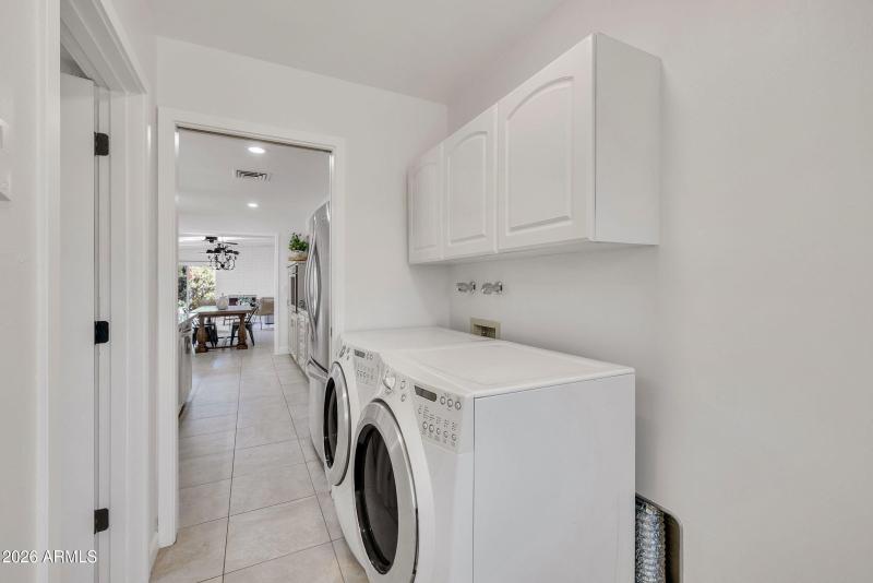 A 2nd Direct Entry fro Carport