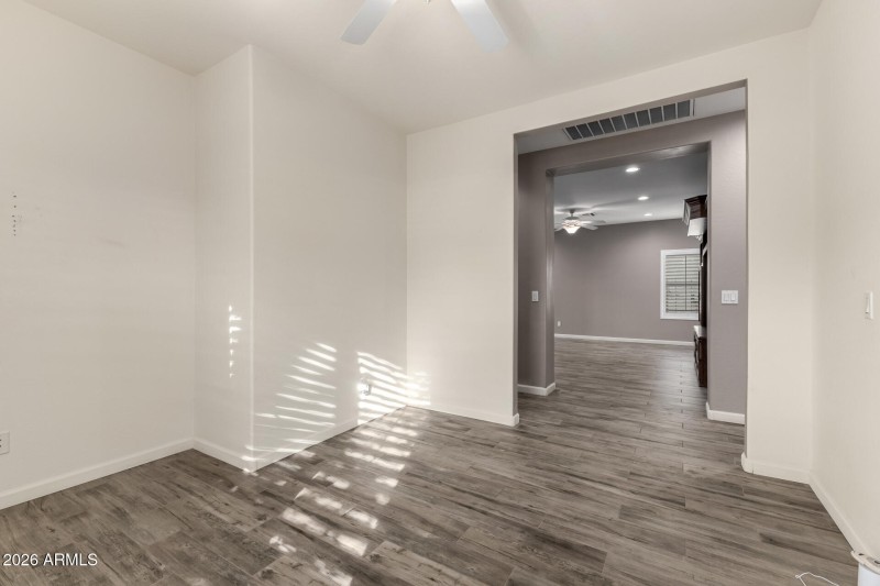 25 - Catherine 40136