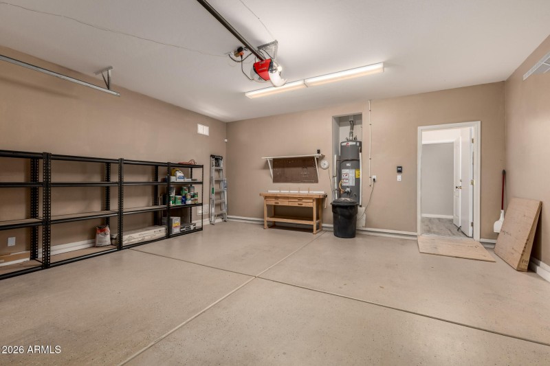 28 - Catherine 40136