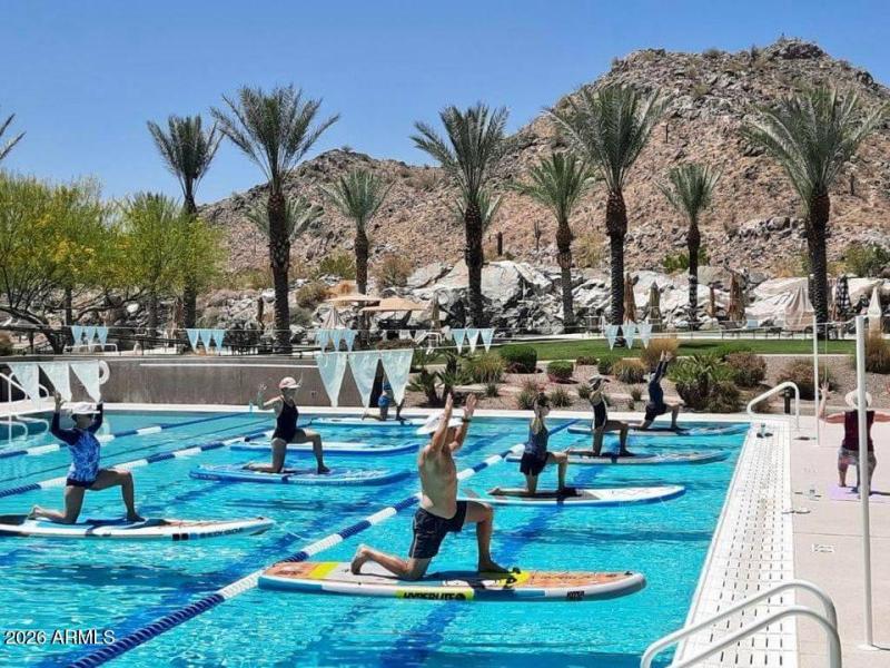 VictoryPoolPaddleboard