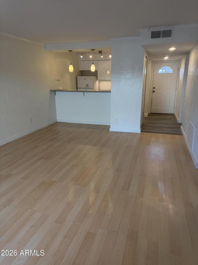 Horton Living room photo 2