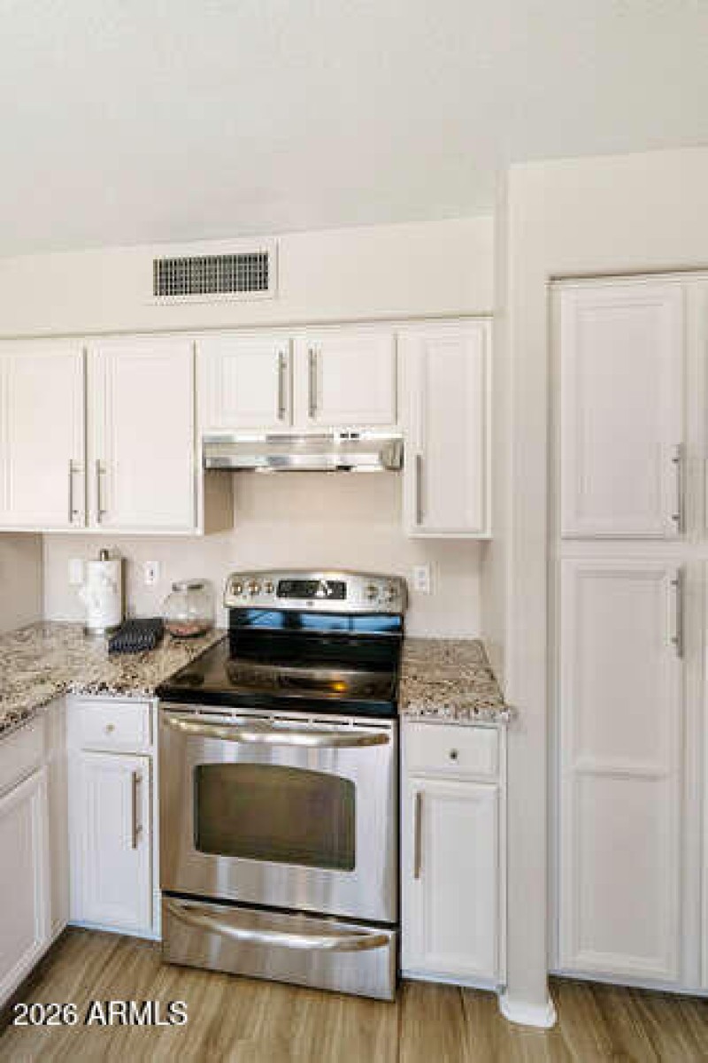 4820 W Shannon Ct Chandler AZ-small-014-