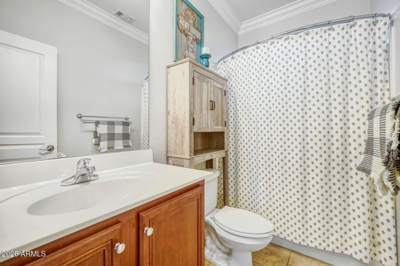 Full downstairs bathroom