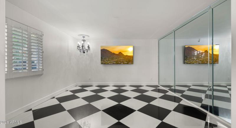 4-web-or-mls-Formal Dining_Living Space