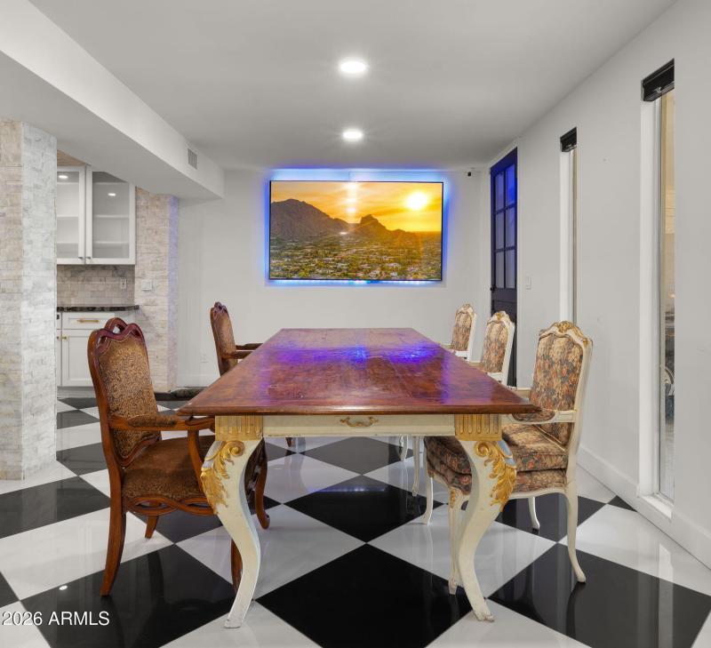 6-web-or-mls-Dining Space2