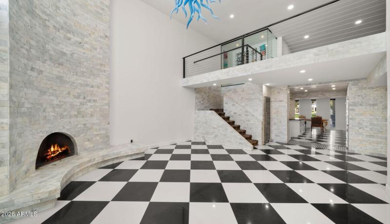 25-web-or-mls-Living Space4 (2)