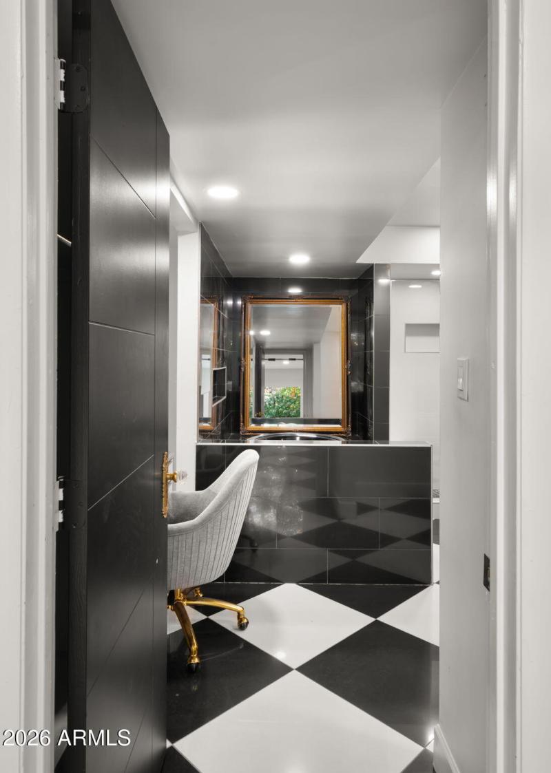 31-web-or-mls-Main Level Primary Bedroom