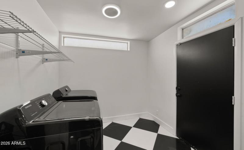 47-web-or-mls-Laundry Room2