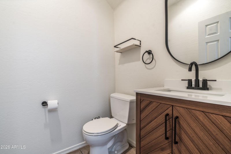 13-7601 E Roosevelt St 1005 (13 of 37)